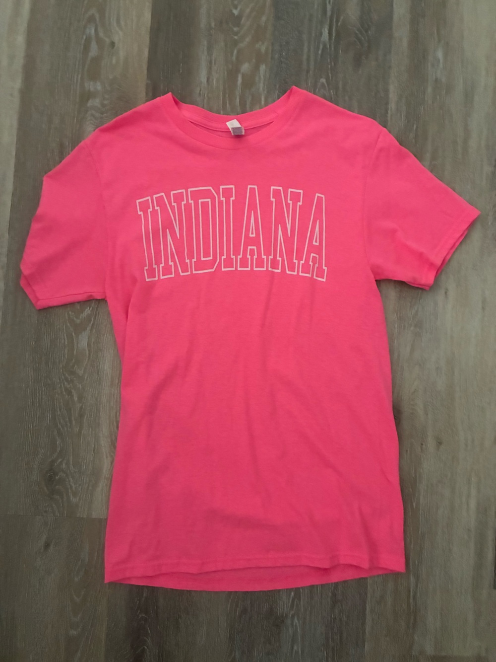 Indiana Graphic Tee Women’s S- Bright Pink NWOT